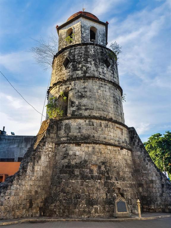 Hotel Nicanor Dumaguete City Ngoại thất bức ảnh