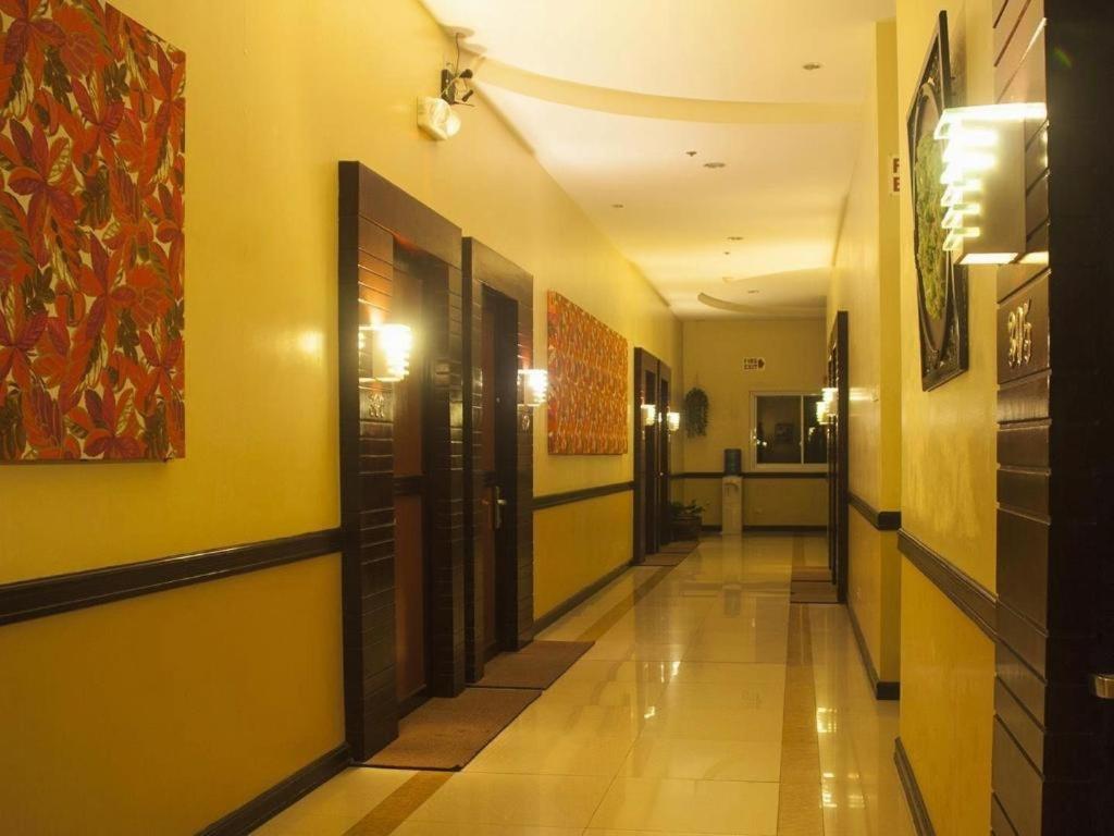 Hotel Nicanor Dumaguete City Ngoại thất bức ảnh